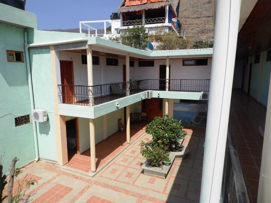 Hostal Dumbira Taganga Exterior foto